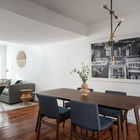 Great 2Br Heart Of Austin Villa